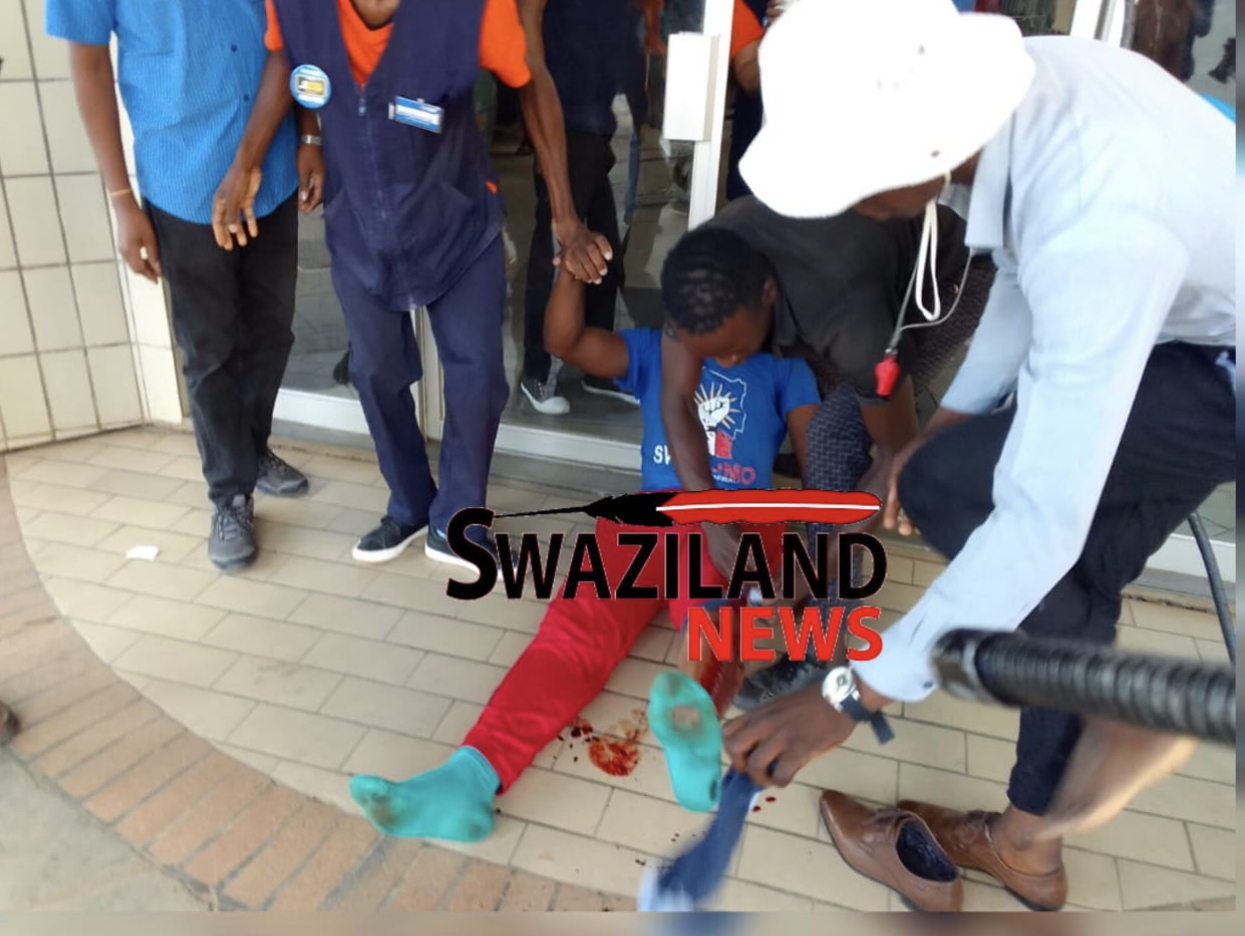  Mswati’s police opens fire,shoots disabled SWALIMO member in “justice for human rights lawyer Thulani Maseko” protest.