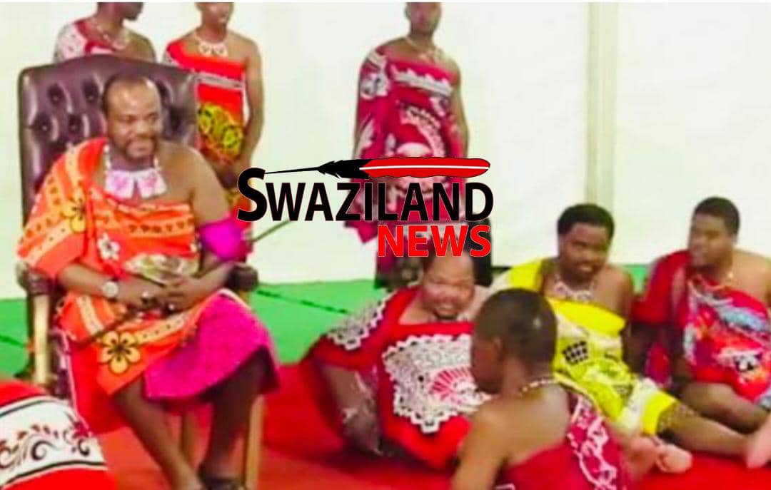 Mswati’s children now taking over, Sobhuza’s bantfwabeNkhosi removed next to the King.