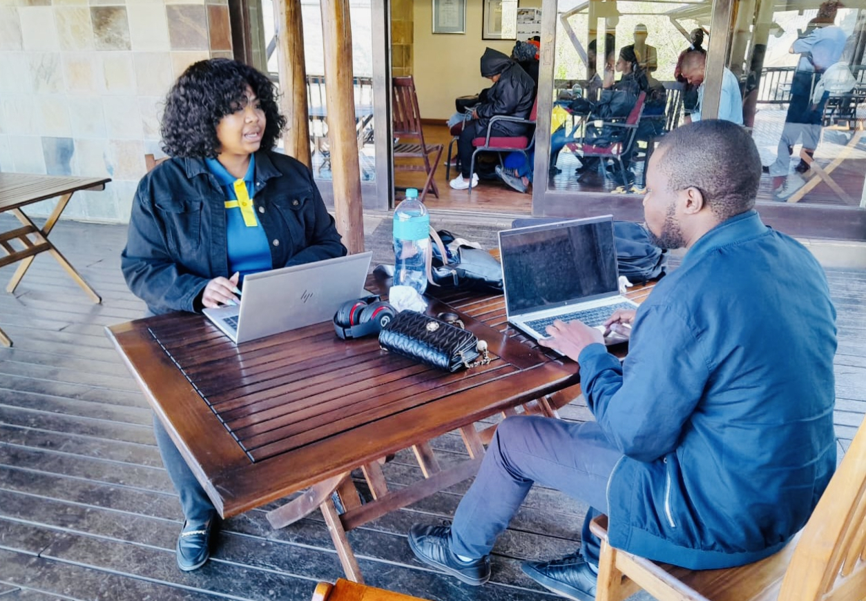  Yibutse Green Action empowers community police on cybercrime, health and environmental issues.