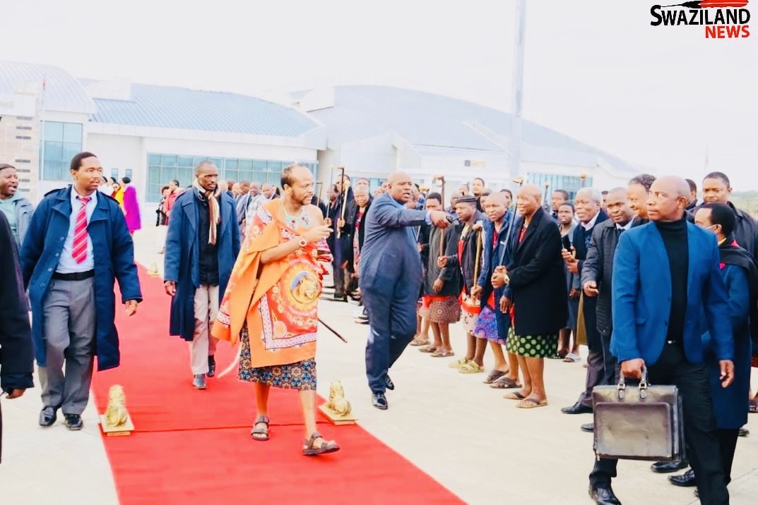 King Mswati travels to Ghana for State visit, accompanied by Inkhosikati LaMagongo.