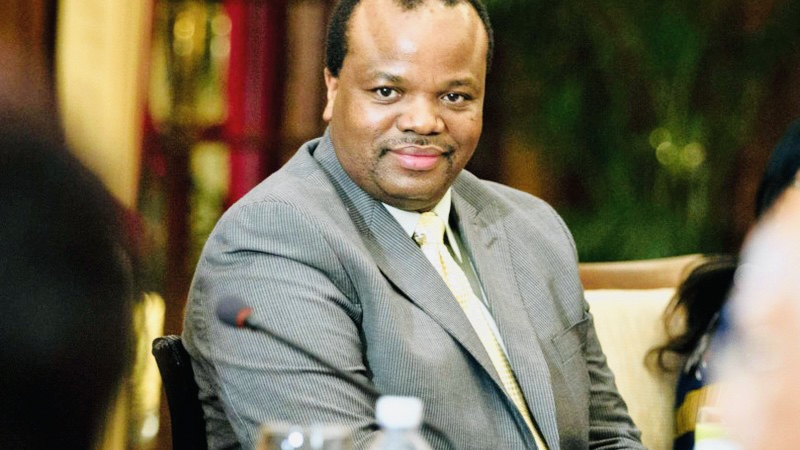 King Mswati ‘snub’ US Africa Business Summit amid threats of a protest by Botswana trade unions, sends Prime Minister Cleopas Dlamini.
