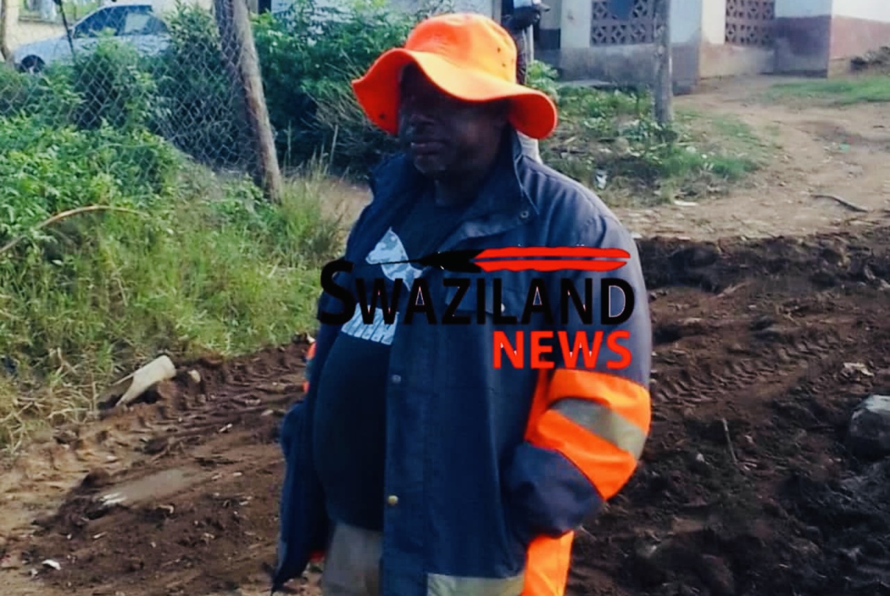 Meet Mshuza Hlophe,the Logoba resident who lobbied other residents to contribute towards the ongoing rehabilitation of roads in the area.