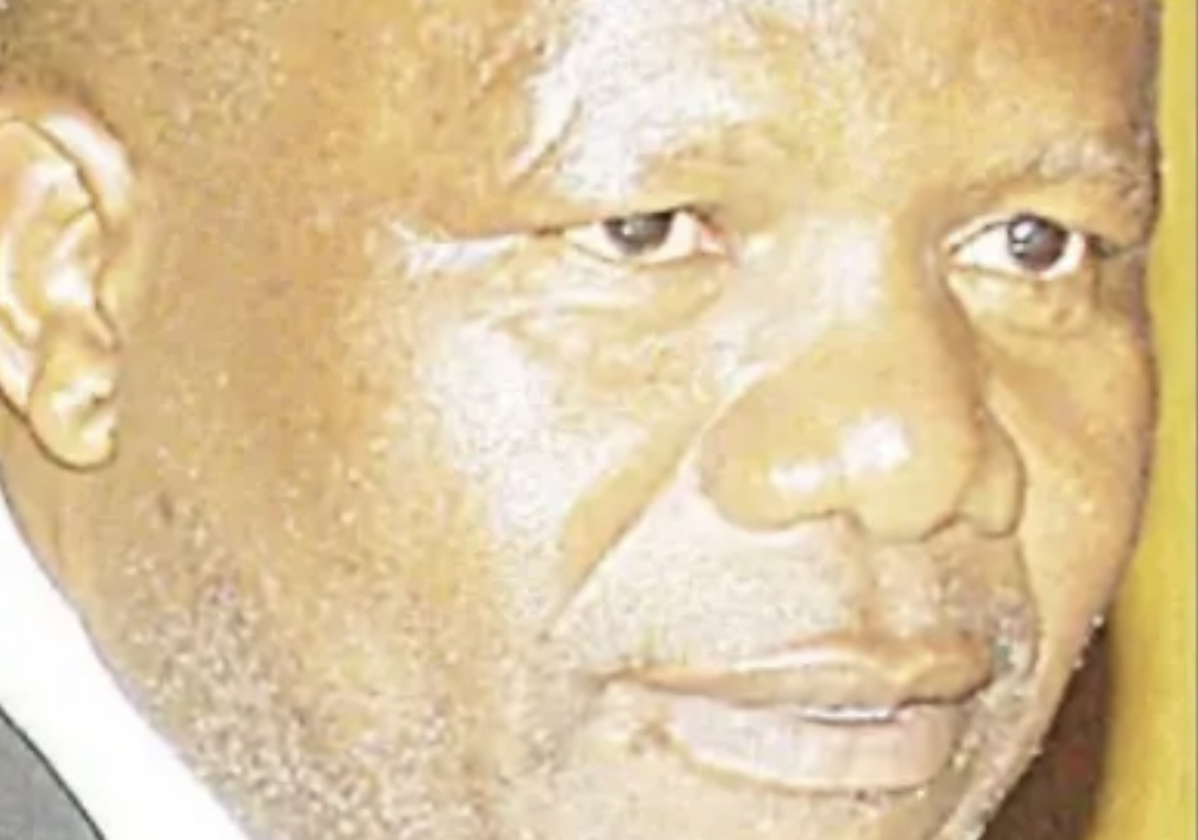 Judge Titus Mlangeni says court order must be respected even if believed to be wrong, wants Mahhala Big Tree Complex owner back in jail for contempt of court.