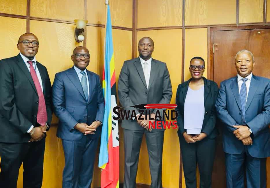 Prime Minister Russell Mmiso Dlamini welcomes World Bank Country Representative Ikechi Okorie and his delegation.