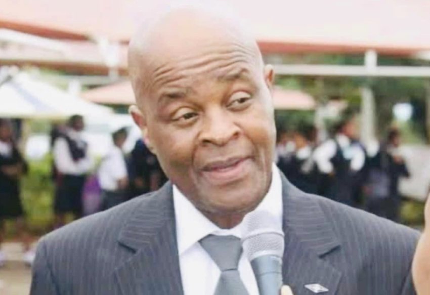 Botswana journalist praises King’s Spokesperson Percy Simelane for professionalism and quick responses.