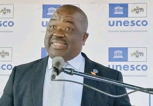 Education Minister Owen Nxumalo says he will soon invite SNAT to monitor the permanent employment of teachers who are working on contracts.