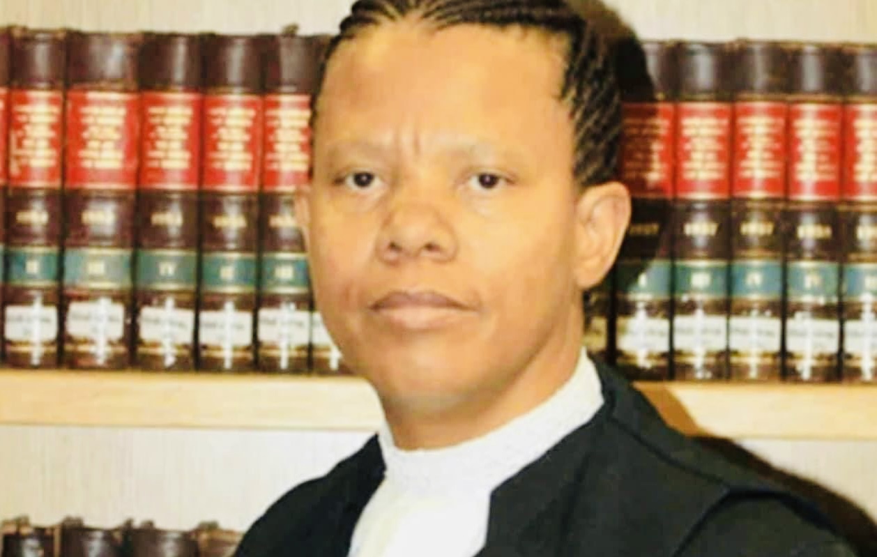 Judge Mumcy Dlamini and husband Majahenkhaba Dlamini avoid going to town after sentencing of pro-democracy MPs to life imprisonment.