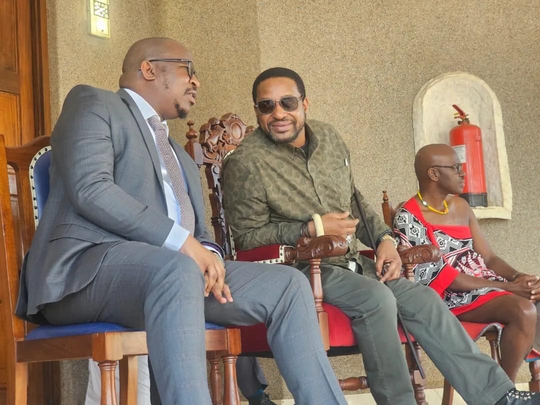 LOBBYING?:Removed Royal Science and Technology Park CEO Vumile Dlamini who allegedly locked himself inside ‘Lilawu’ last week after failing to lobby Liqoqo,runs to King MisuZulu.