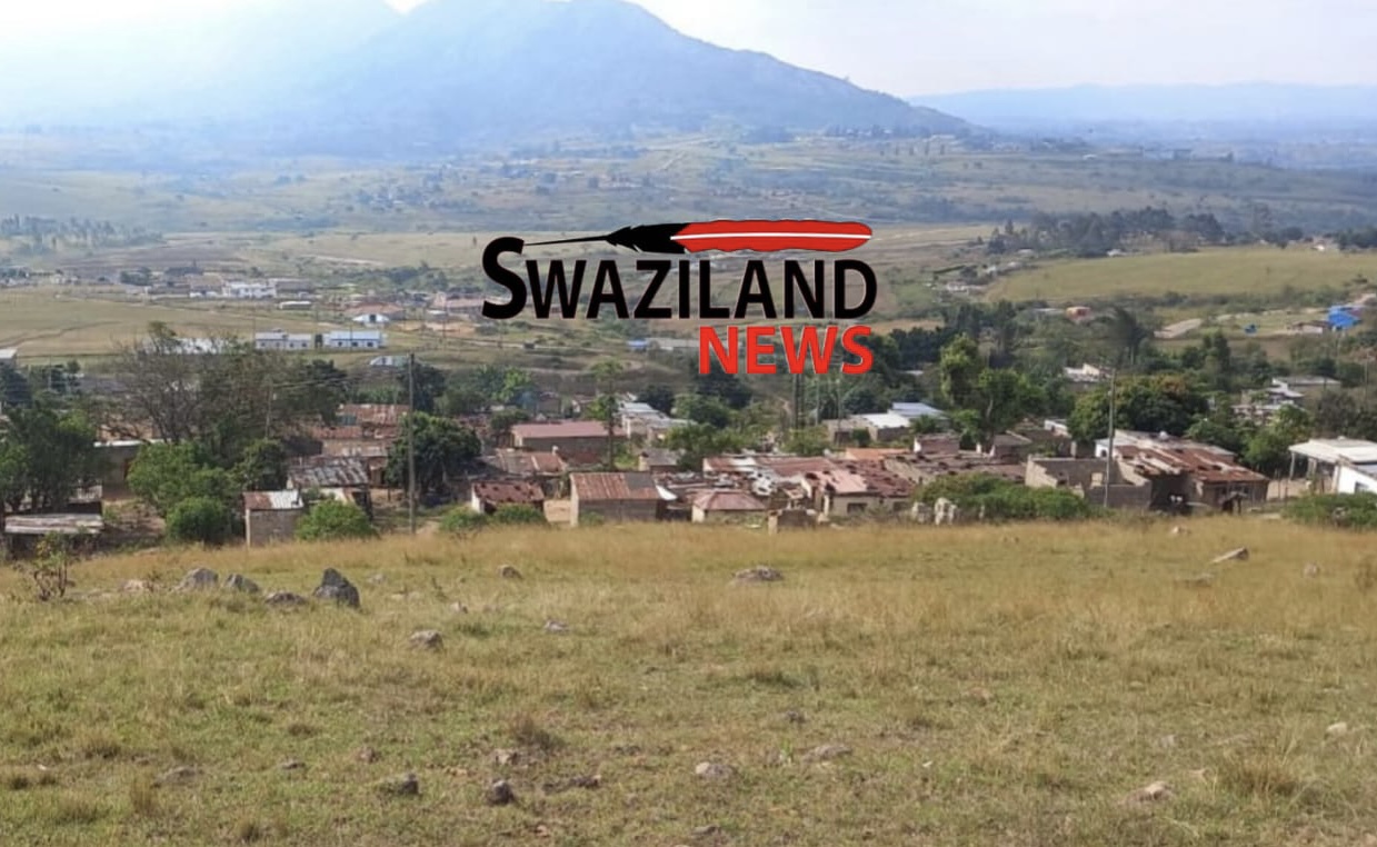  Prime Minister Cleopas Sipho Dlamini drills own borehole, Lobamba Lomdzala residents struggling to access clean water.