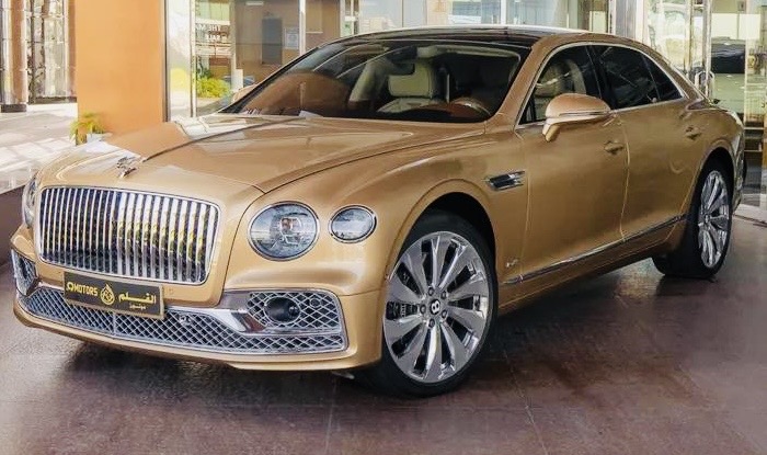 EXPOSED:Chinese mineral investors allegedly bribe Prince Lindani with three(3) Bentley cars worth over R15million, Steven Hu of Michael Lee Enterprise among dealers amid looting of Mololotja Green Chert. image