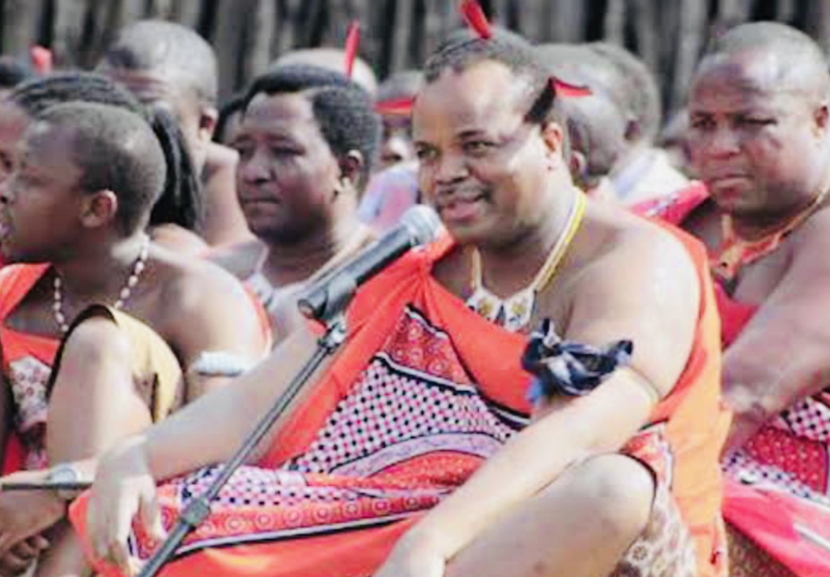 King Mswati summons the Nation, highly expected to dissolve Parliament.