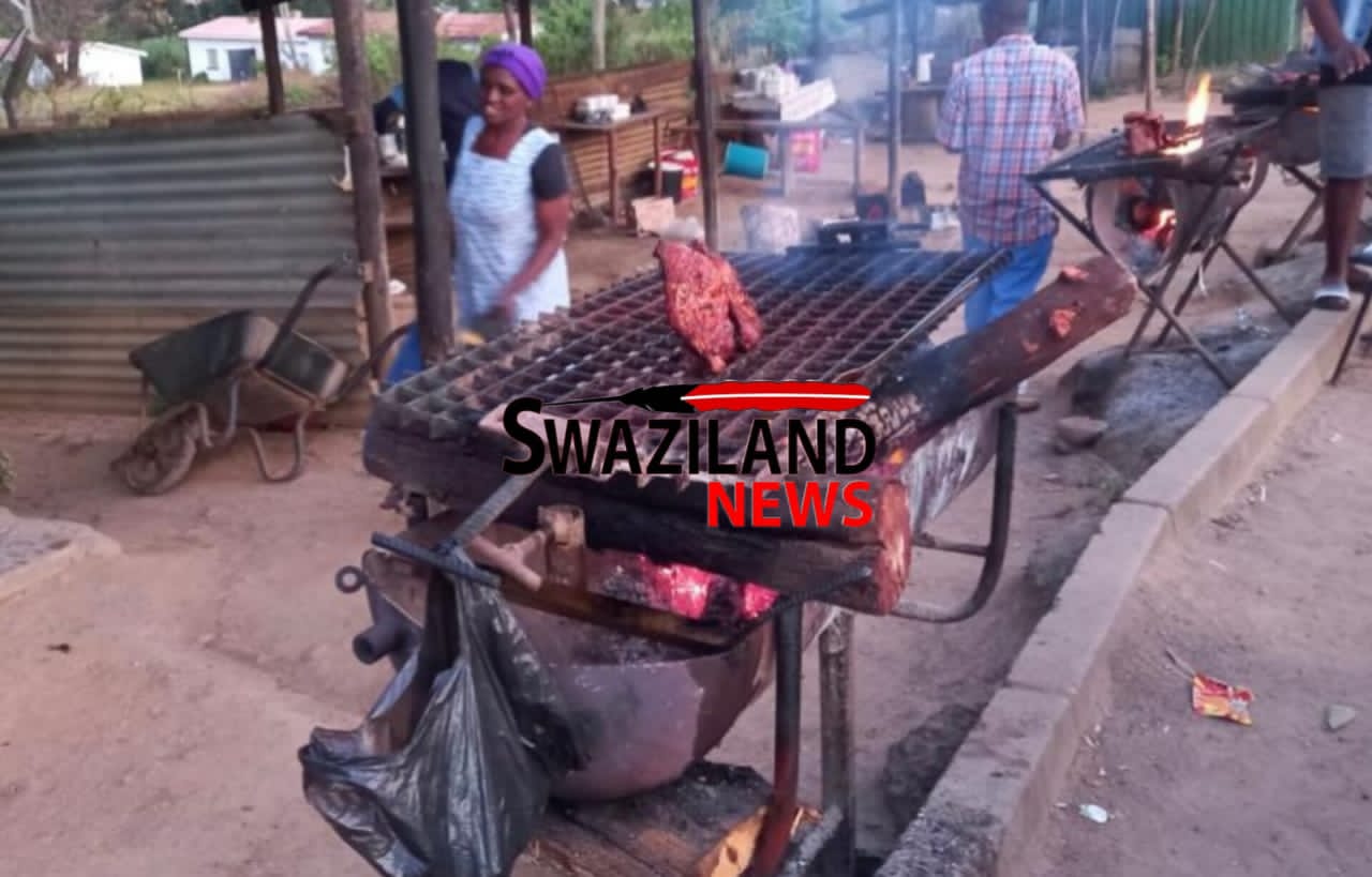 Luyengo street vendors no-longer have customers due to arrival of OK MiniMarket Shopping Complex.