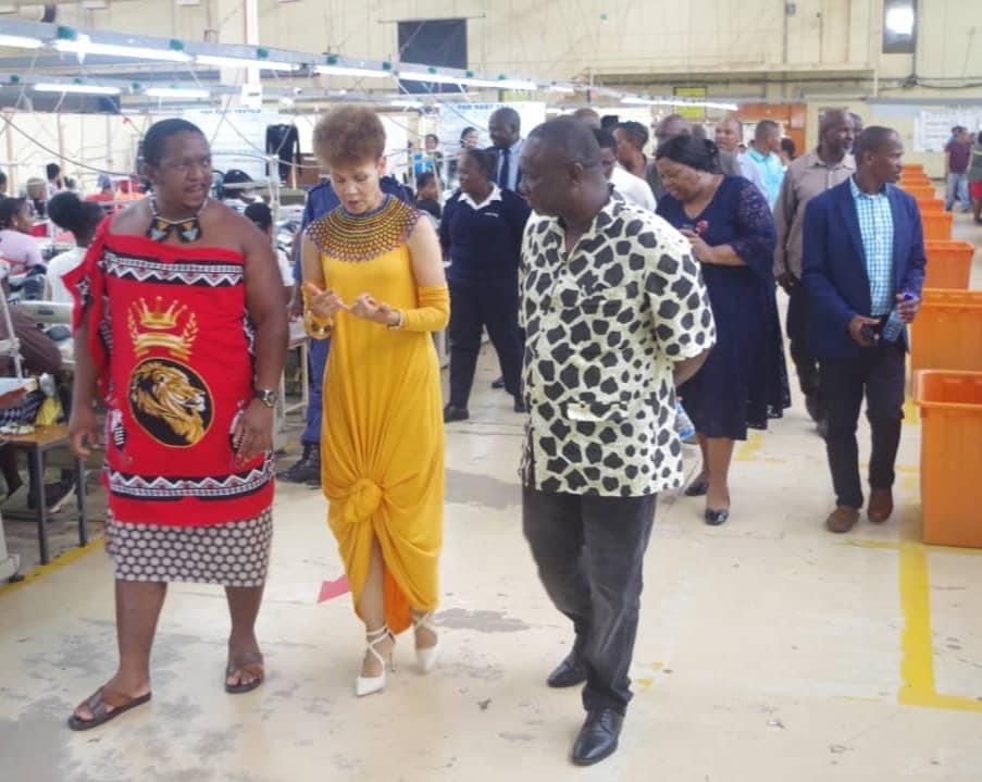  Labour Minister Phila Buthelezi visits textile companies,unions hope for better working conditions.