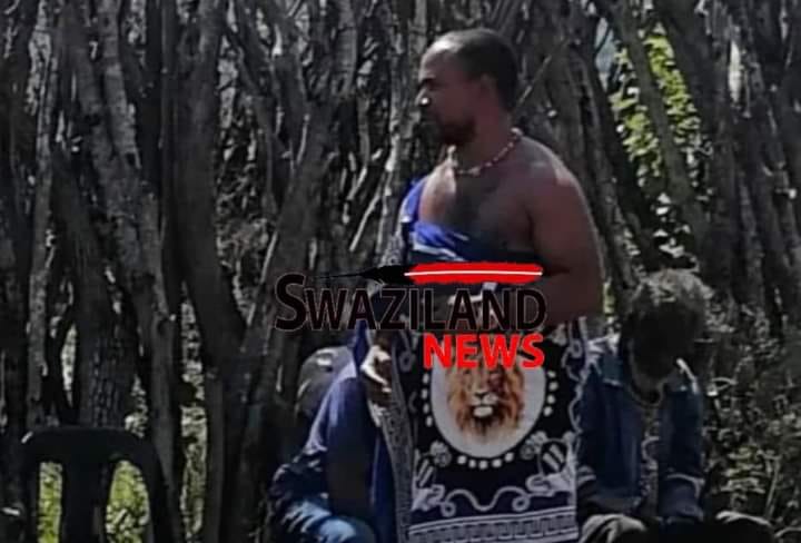 Aspiring Hosea MPs invade uMphakatsi amid allegations of looming vote rigging, Chief Mlotjwa says concerns to be addressed during community meeting. 