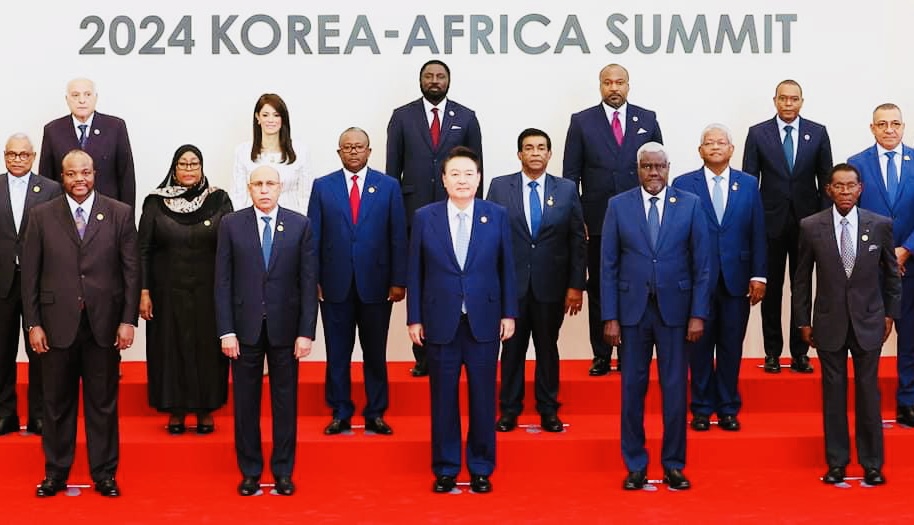King Mswati applauds South Korea for pledging to pump-in R430billion to support African development including eSwatini.