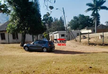 R100MILLION ROYAL SCIENCE TECHNOLOGY PARK FRAUD AND CORRUPTION:Removed CEO Vumile Dlamini ‘leaves’ his multimillion mansions,locks himself inside his father Prince Vovo’s Lilawu at Lozitha amid suicide fears.