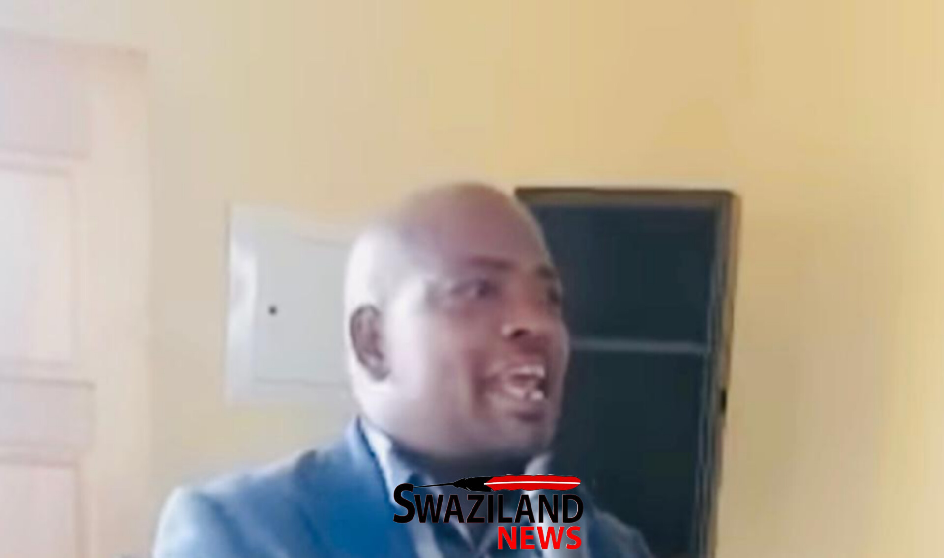 ASPIRING MP MZWAKHE MYENI TELLS SIPHOFANENI RESIDENTS: Don’t vote for ‘imifaba’ to Parliament who will claim they are pushing the mandate of the people.