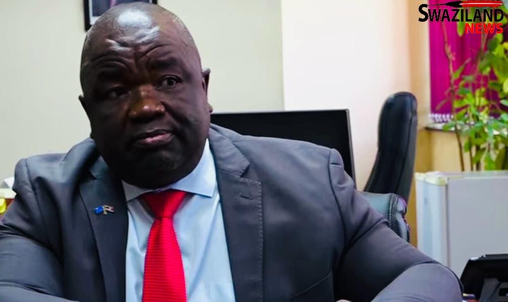 “You have no powers like the King but a mere Chairman here”, Education Minister blasts and almost assaulted Prime Minister Russell Mmiso Dlamini during heated Cabinet meeting.