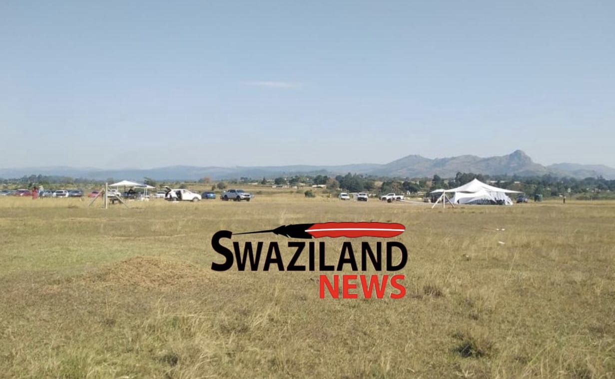 EXPOSED:Ludzidzini Governor Indvuna Lusendvo Fakudze illegally selling ‘King’s prime land’ at Lobamba next to Parliament.