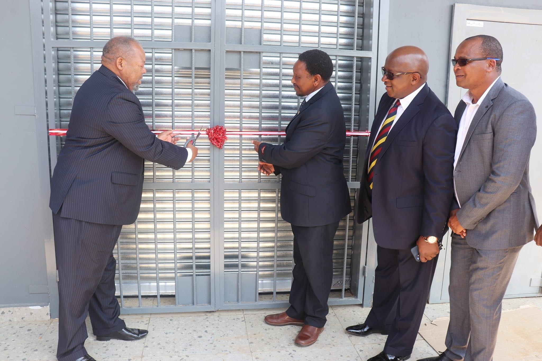 Commerce Minister officially relaunches Luyengo OK MiniMark.