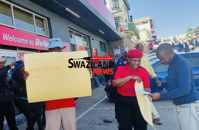 SCAWU SECRETARY GENERAL PHILA MTSETFWA:Build it Matsapha-Manzini workers to be employed permanently,get 9% salary increment after strike action.