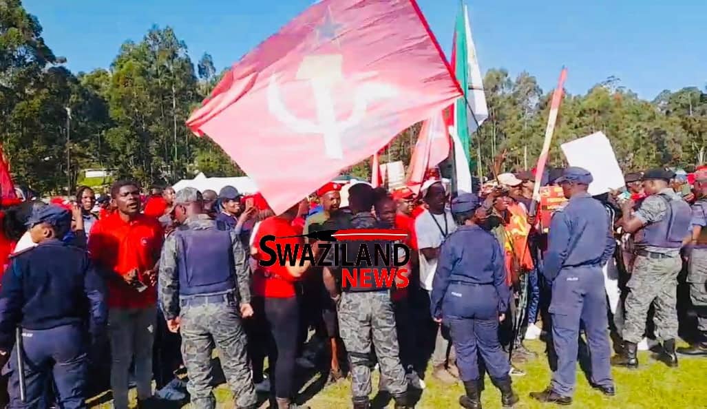  EX-KING’S ADVISOR:Prime Minister embarrassed the King by attending the May Day, “Nkulunkulu angavuma yini kuvumbuke Sathane eZulwini atsi ufuna kukhuluma and address tingelozi”.