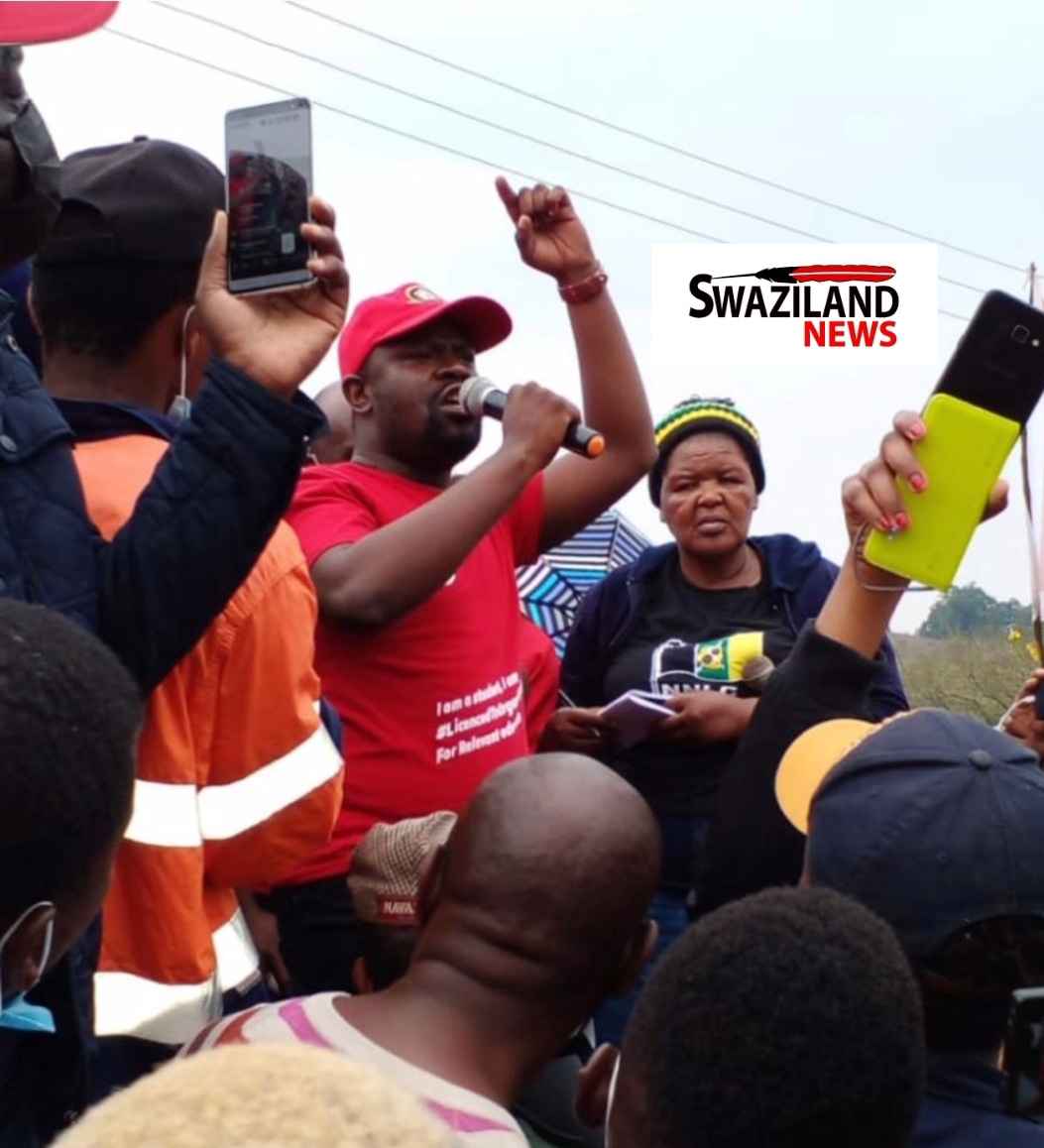 Students Union President Colani Maseko urges protesters to invade Ludzidzini Palace and oust Mswati.