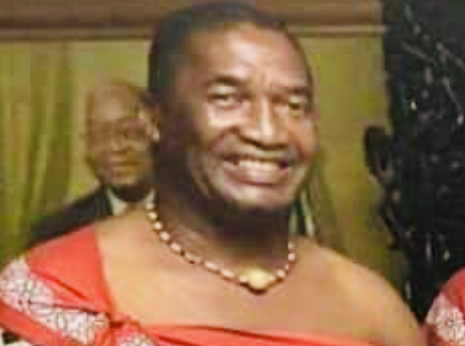  Ex-Mangololo Secretary General Jabulani Nxumalo calls businessman MA Dlamini,asks money for fake online publication.