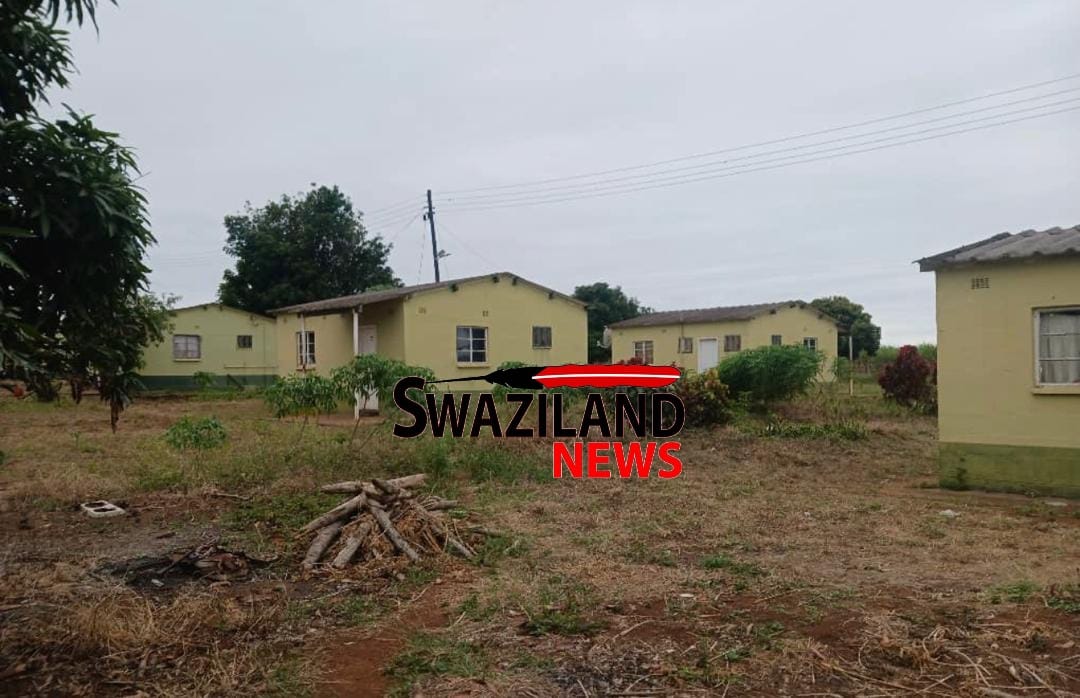 Big-Bend Crooks Plantation boss evicts unionist Sanele Sihlongonyane from company house for leading workers in a strike action.