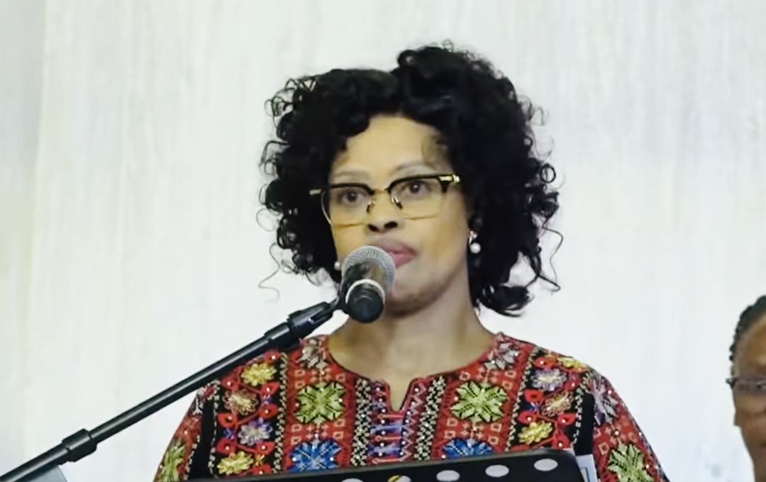 Inkhosikati Sibonelo LaMbikiza urges graduates to consider utilizing Government development funds to create jobs,applauds South Korea for welcoming King for Africa Summit.