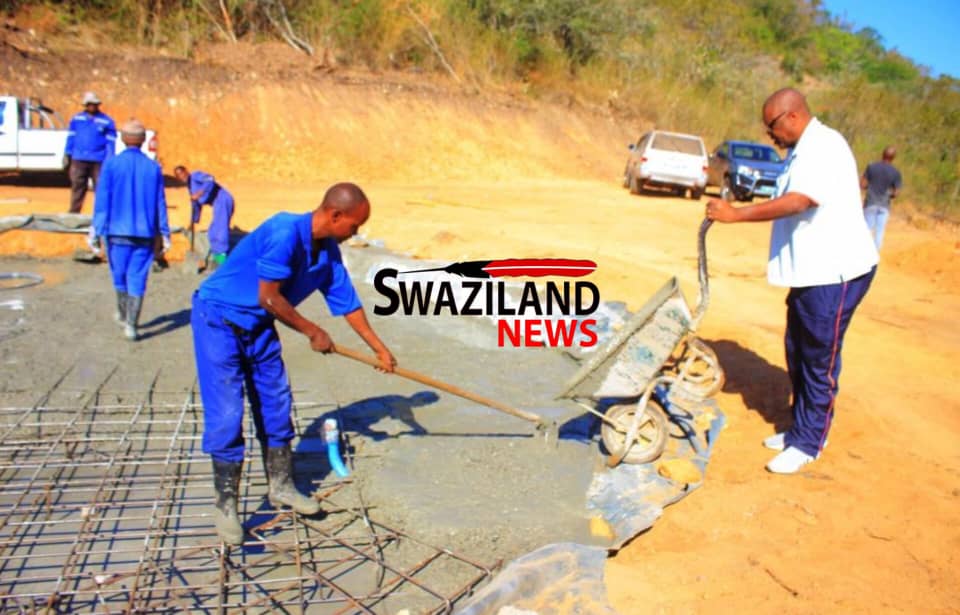 Ex-Ndzingeni MP Lutfo Dlamini launches ‘Somile Mashobane’ Water Scheme Project. 