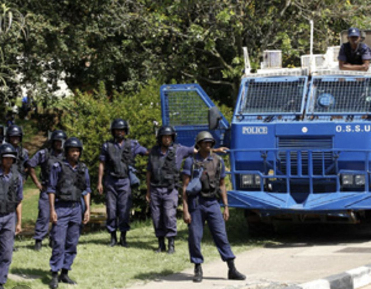 ESWATINI UNREST:Solidarity Forces invade Zakhele Police Camp, fire hail of bullets.