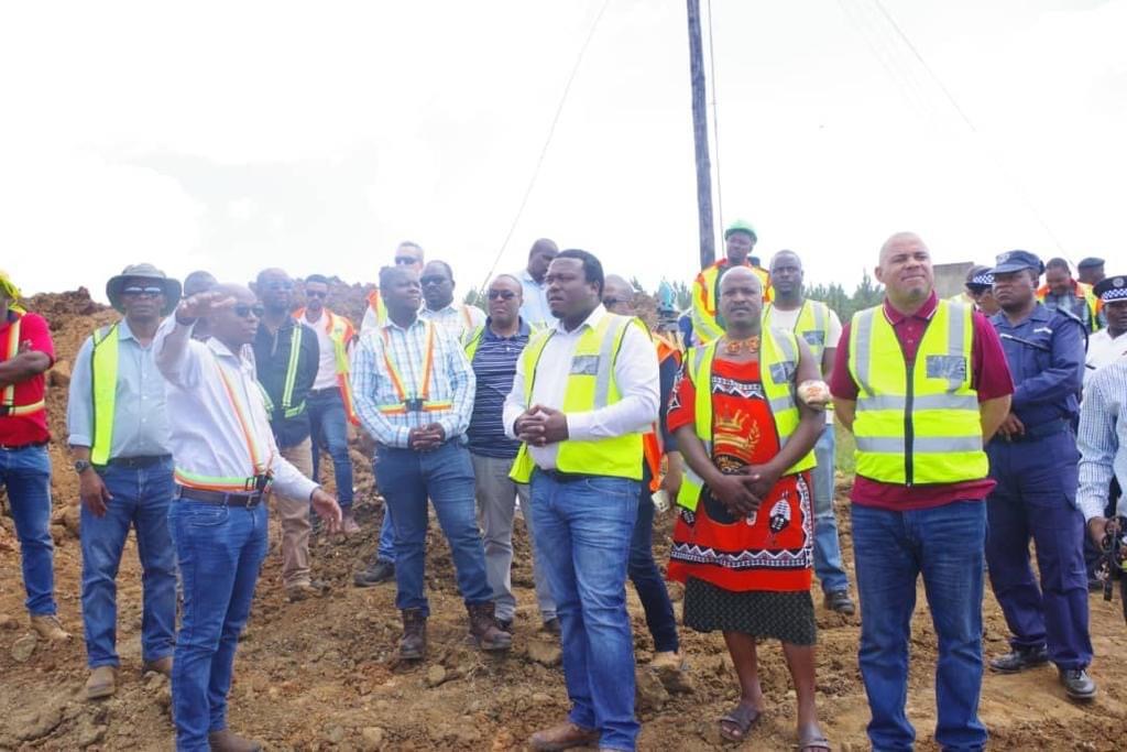 Public Works Minister Chief Ndlaluhlaza Ndwandwe tours road projects in the Shiselweni region.