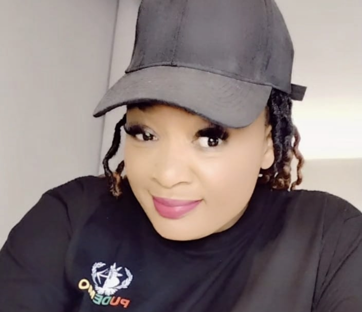  Resigned pro-democracy cop Cece Shongwe buys coffins for two-year old who died from burn wounds.