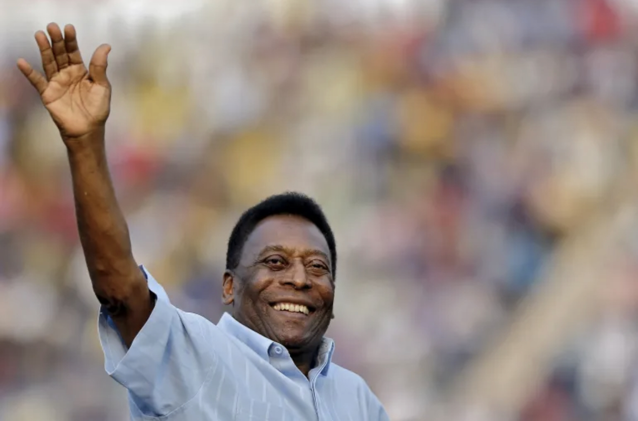  ALJAZEERA:Brazilian football legend Pele dies.