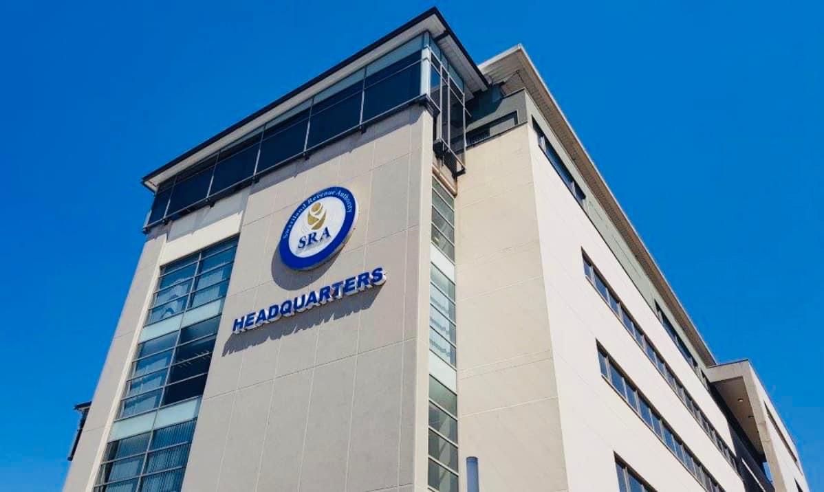 No salaries for Eswatini Observer employees as accounts frozen by ‘SRA’ for outstanding taxes,Managing Director Allan Mkhonta says everything is normal.