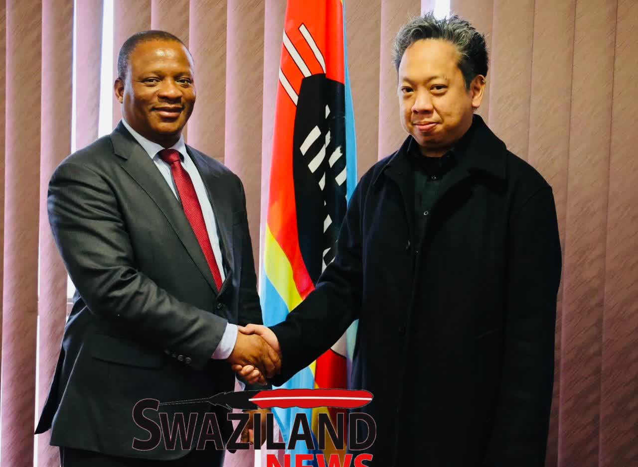 Acting Prime Minister Chief Mgwagwa Gamedze meets Limkokwing University Junior Group CEO Dato Sri.