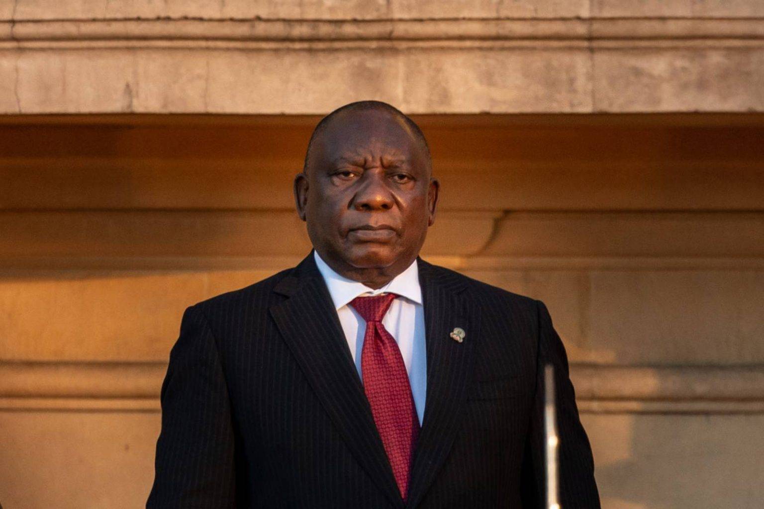 Democratic Alliance(DA) might take President Cyril Ramaphosa to court for signing the Expropriation Bill into law.