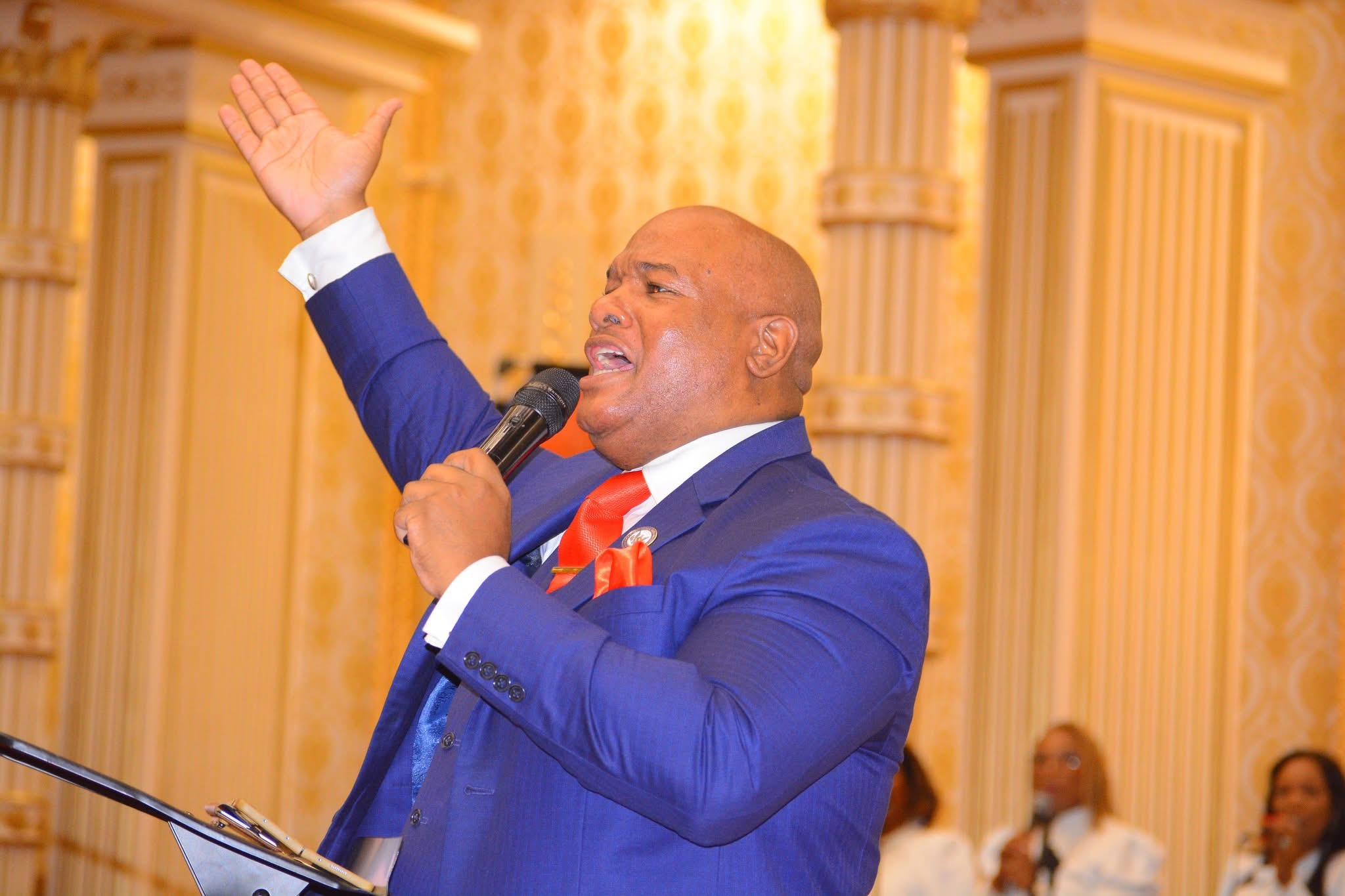 United States(US) President Spiritual Advisor Apostle Burns says Donald Trump fully supports and admires King Mswati’s ‘wise’ leadership.