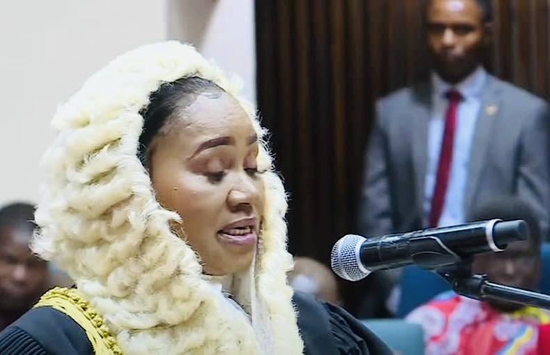 Senate President Lindiwe Gwebu-Dlamini wants State Intelligence to investigate King’s appointed Senator Stuky Motsa for taking pictures with PUDEMO leader Velaphi Mamba after Pan African Parliament(PAP) Special Session.