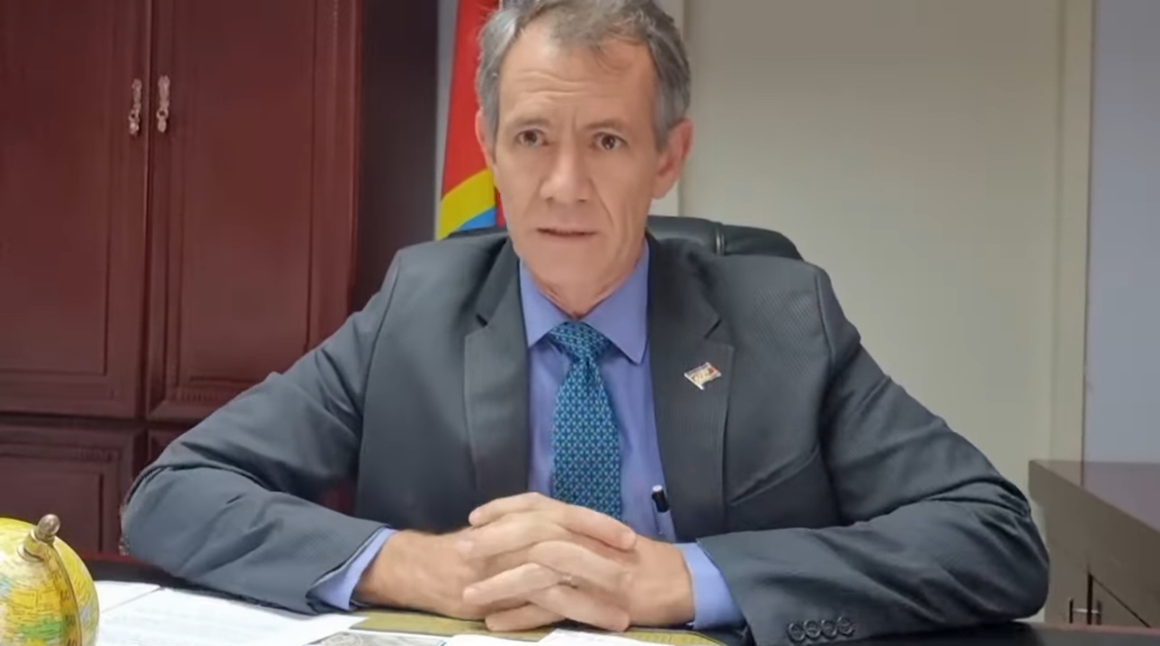 BREAKING NEWS:Finance Minister Neal Rijikernberg announces R10,000.00 threshold for imported goods, decision to benefit informal traders and encourage voluntary declaration of goods to boost country’s SACU revenue.