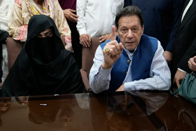 Former Pakistan Prime Minister Imran Khan and his wife Bushra Bibi get seventeen (17) years for corruption.