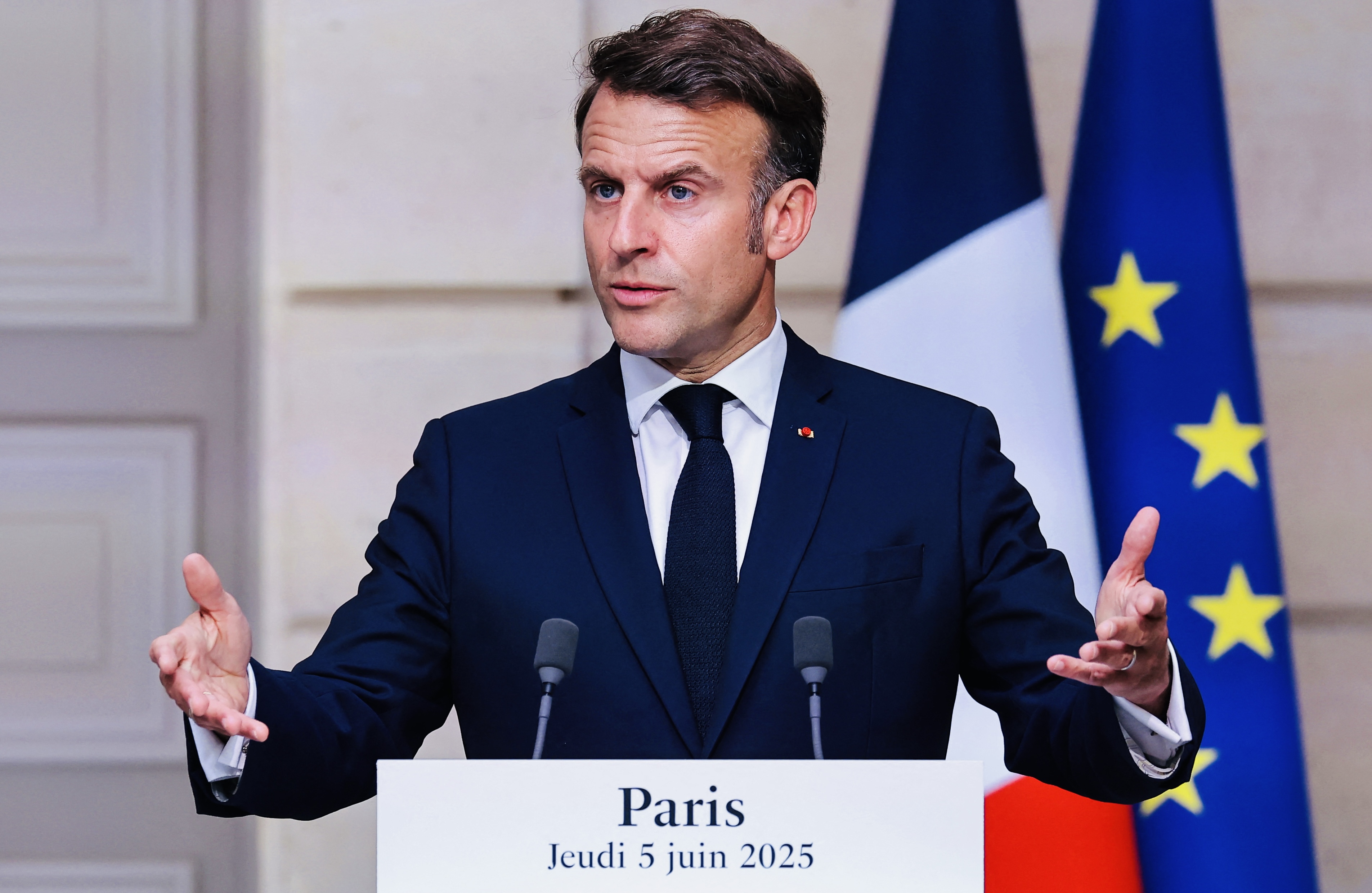 Algeria Members of Parliament (MPs) debating law seeking to criminalize France’s colonization.