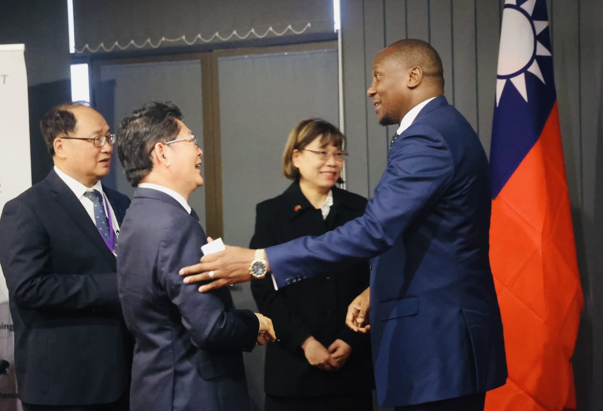 Visiting Taiwan Foreign Minister Lin Chia-Lung to launch “5G Mbabane Municipality Smart City” as Prime Minister tries to grab multimillion technology project from Minister Savannah Maziya.