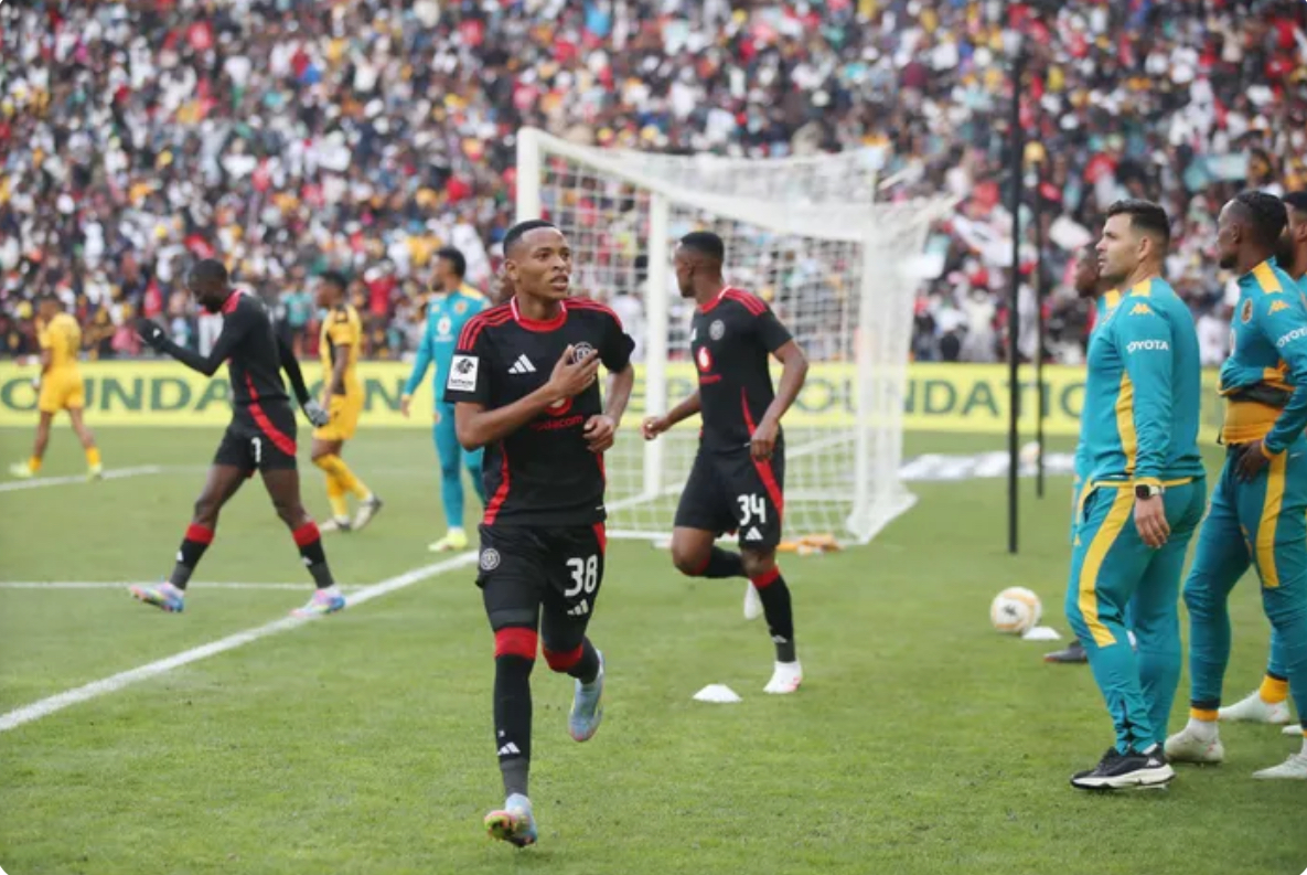 Relebohile Mofokeng the hero as Orlando Pirates beat Kaizer Chiefs in Soweto derby.