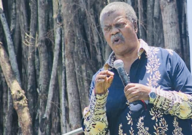 Civil Service Commission(CSC) won’t focus only on journalists when employing new Government Spokesperson, former Cabinet Ministers who understand Tinkhundla system might be interviewed.