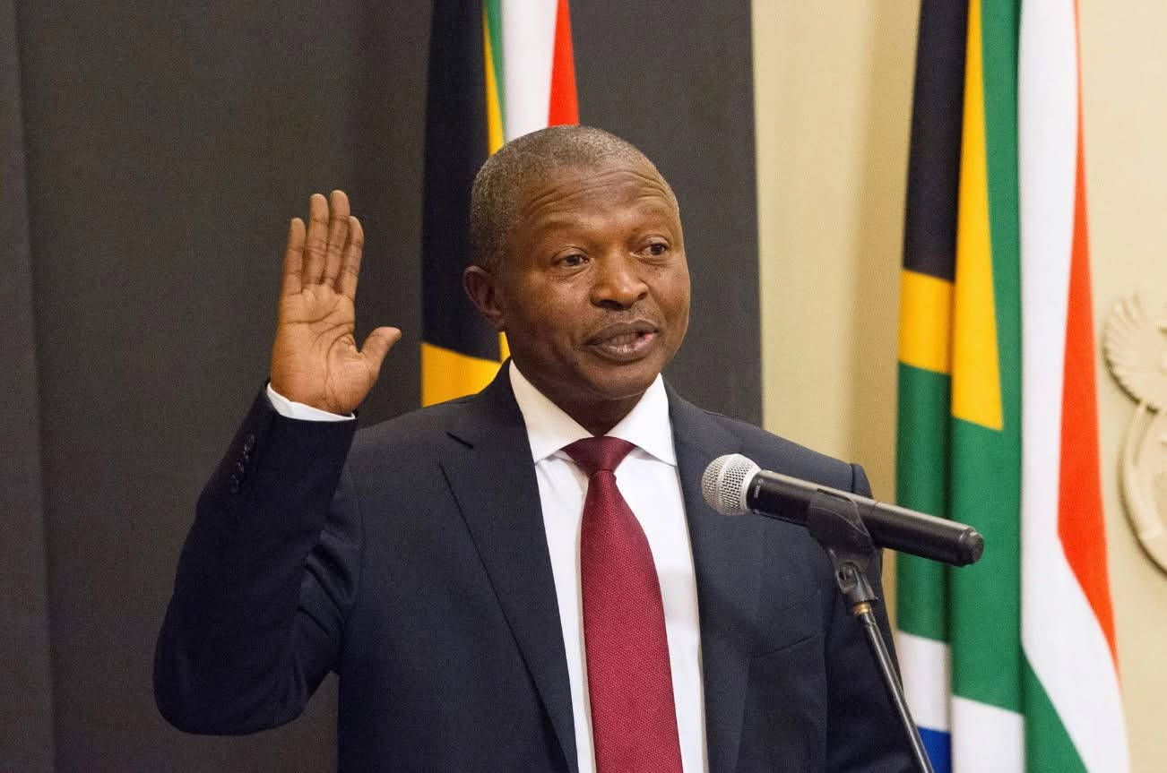 Former South African Deputy President David Mabuza dies.