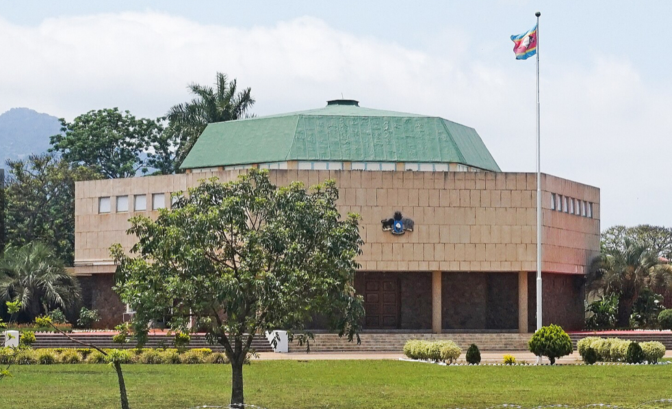 OPINION:Journalists must prioritize salary increment articles otherwise, emaSwati will soon financially struggle to buy data for news and we will lose our jobs.