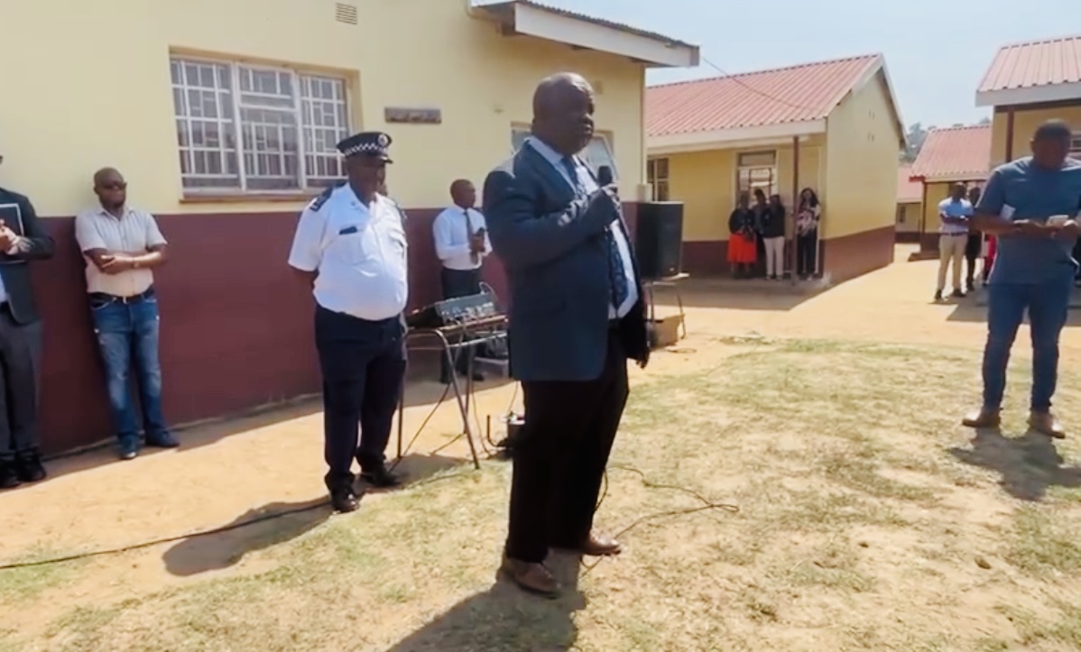 “Protesting against the country and authorities is unSwazi don’t do it”, Education Minister Owen Nxumalo tells Ngwane Park High School students.
