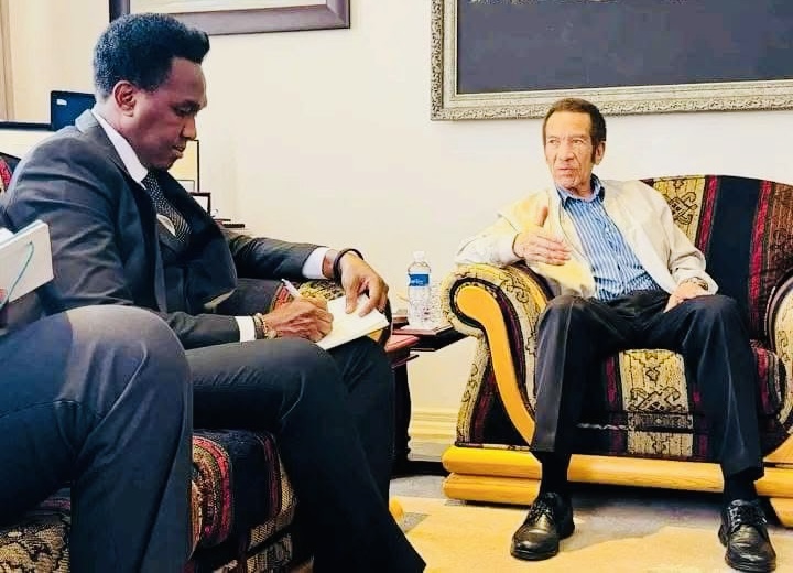 Former Botswana President Ian Khama clarifies meeting with Mozambique opposition leader, tells Swaziland News editor Venâncio Mondlane has a vision for democracy.